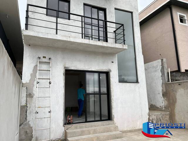 Casa para Venda em Atibaia - 2